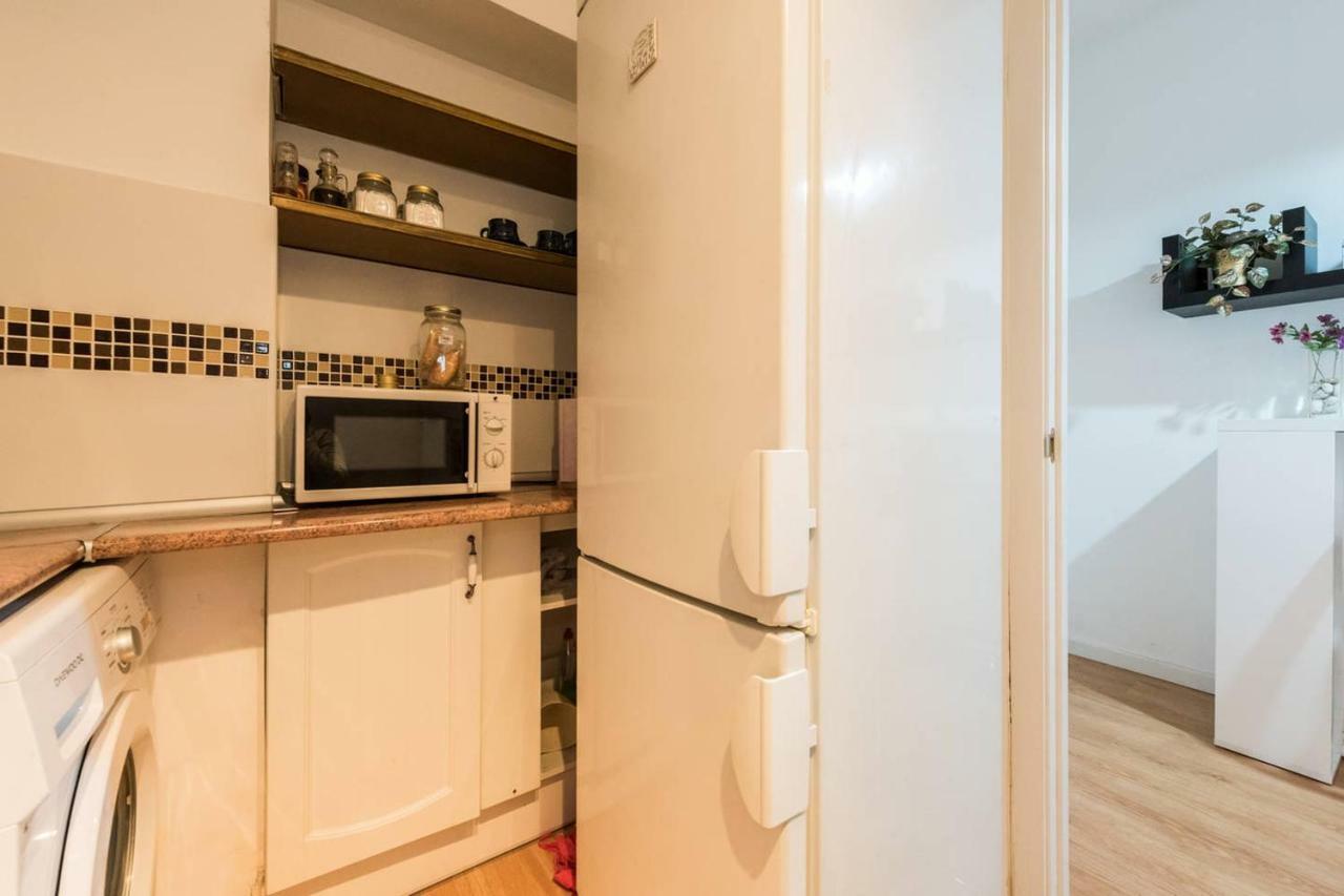 Apartamento En Calle Tres Peces Madrid Eksteriør bilde