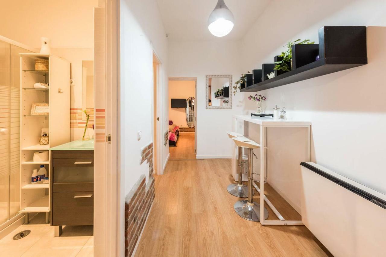Apartamento En Calle Tres Peces Madrid Eksteriør bilde