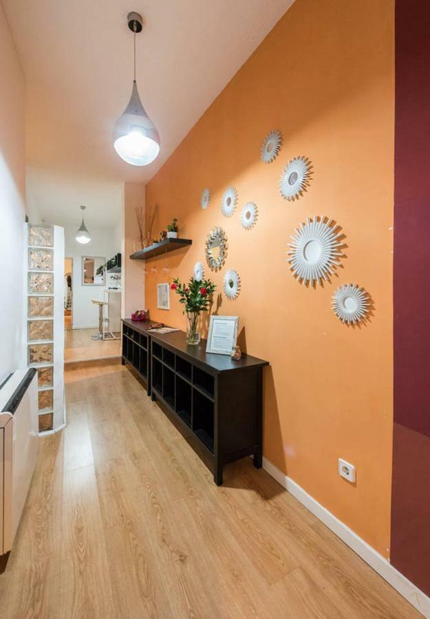 Apartamento En Calle Tres Peces Madrid Eksteriør bilde